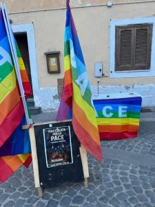 Piazza Parrocchia Santa Maria del Carmine Quadroni - letture