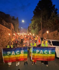 Fiaccolata per la pace a Gaza e nel mondo da Quadroni a Manziana