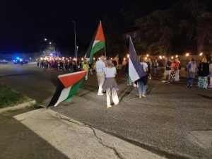 Fiaccolata per la pace a Gaza e nel mondo da Quadroni a Manziana